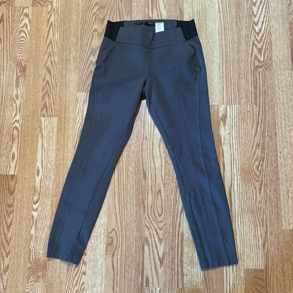 Simply Vera Vera Wang Pants - Nwt grey simply Vera size small
